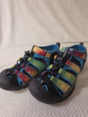 Keen Women's Rainbow Strappy Water Sandals - Blue Accents